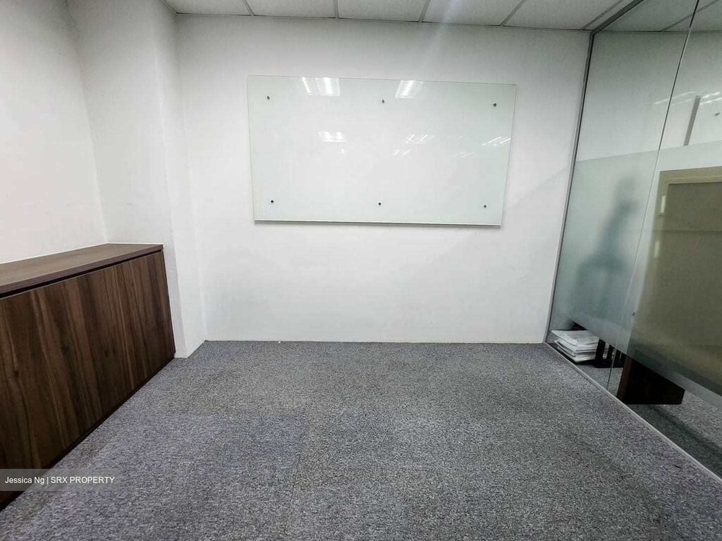 The Adelphi (D6), Office #512648011